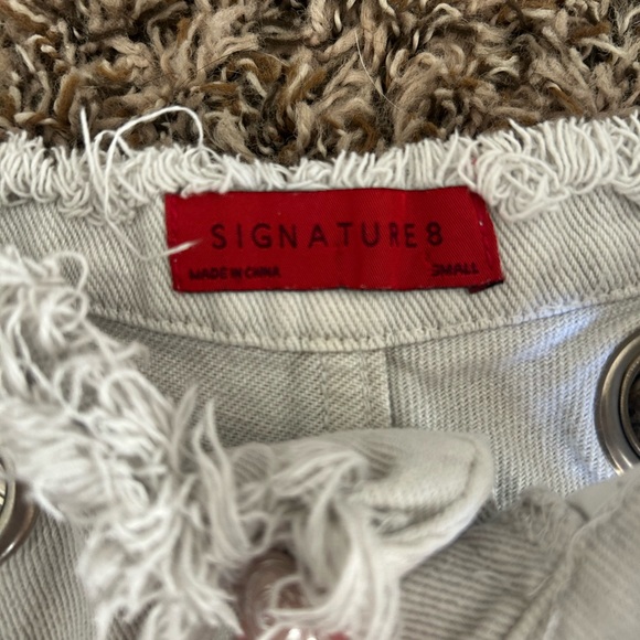 Signature8 Distressed Riveted Mini Shorts - Picture 4 of 5